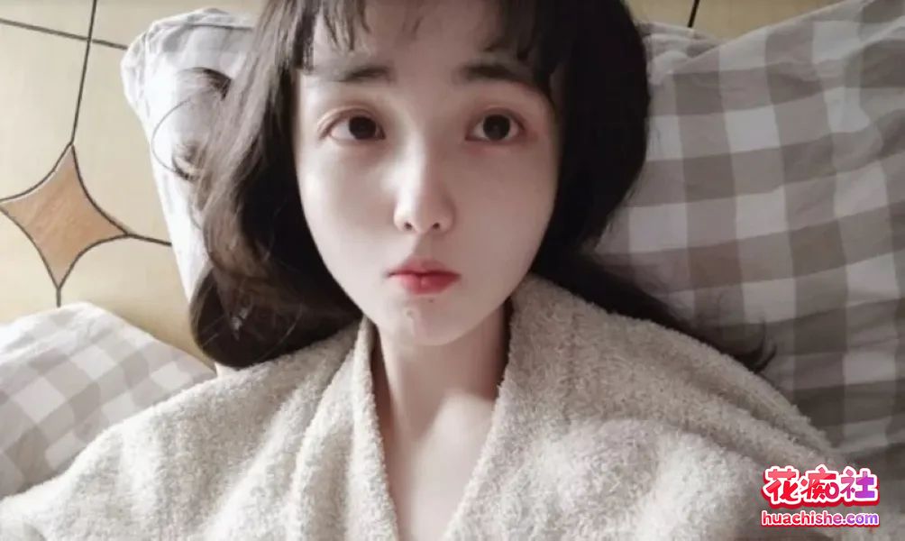 [48v11.5G]知名P站博主越南女菩萨xiaoE(小E)ERICAHAND合集下载资源[持续更新]