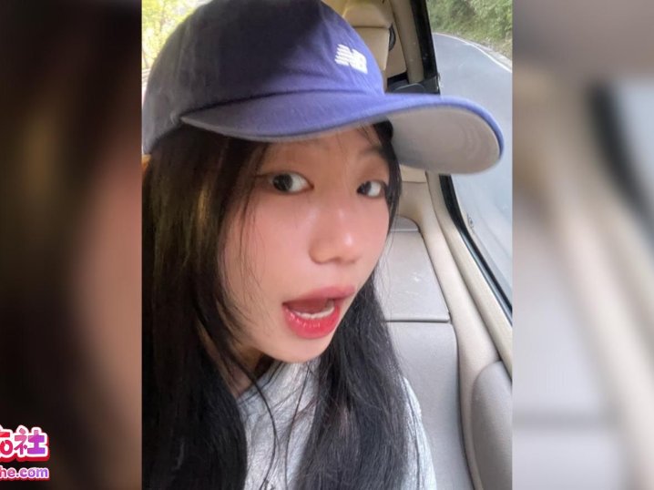 [34v2.3G]女大眼镜妹momocats泄密合集下载资源[持续更新]